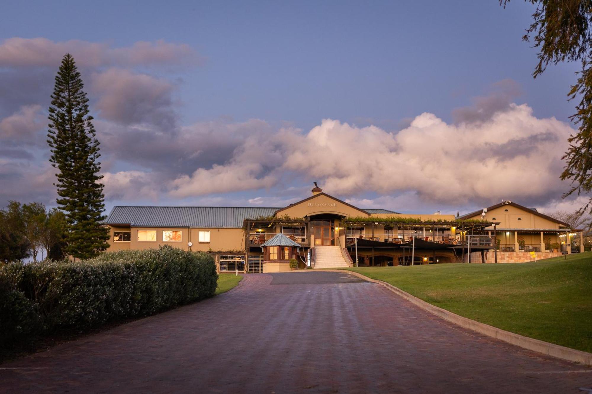 Devonvale Golf Estate Wine y Spa Lodge Stellenbosch Exterior foto