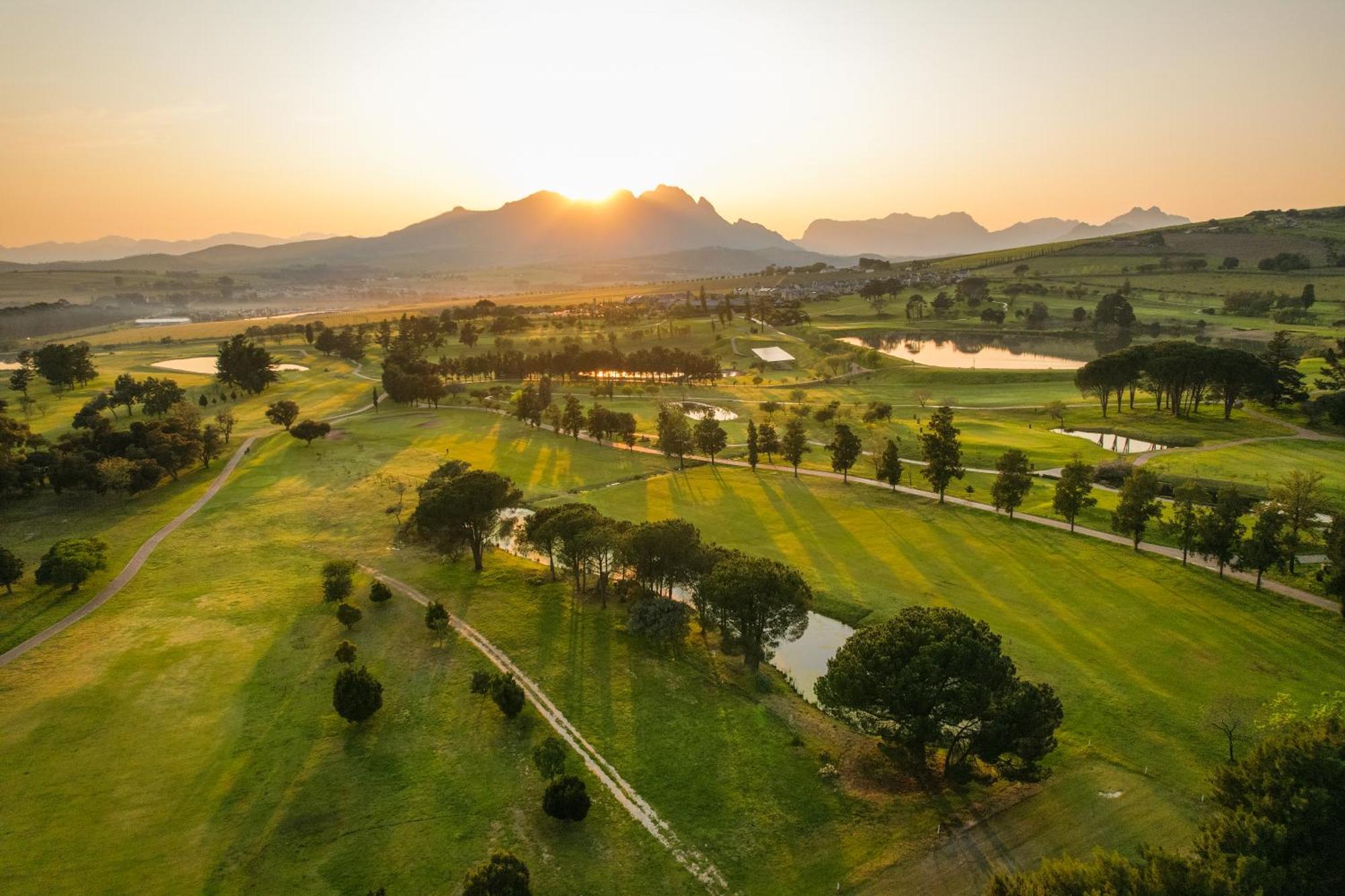 Devonvale Golf Estate Wine y Spa Lodge Stellenbosch Exterior foto